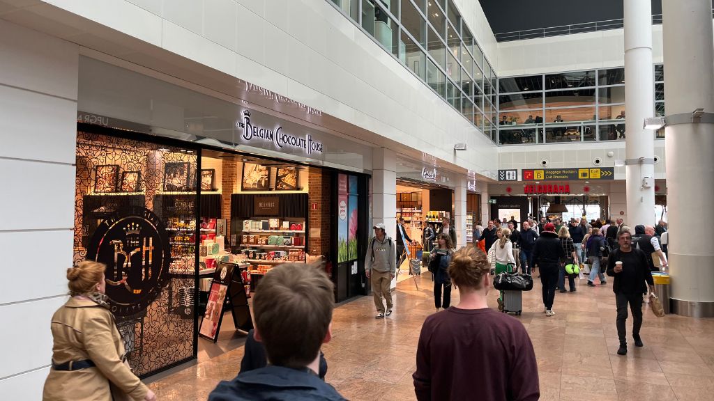 Brussels Airport shopping restaurants