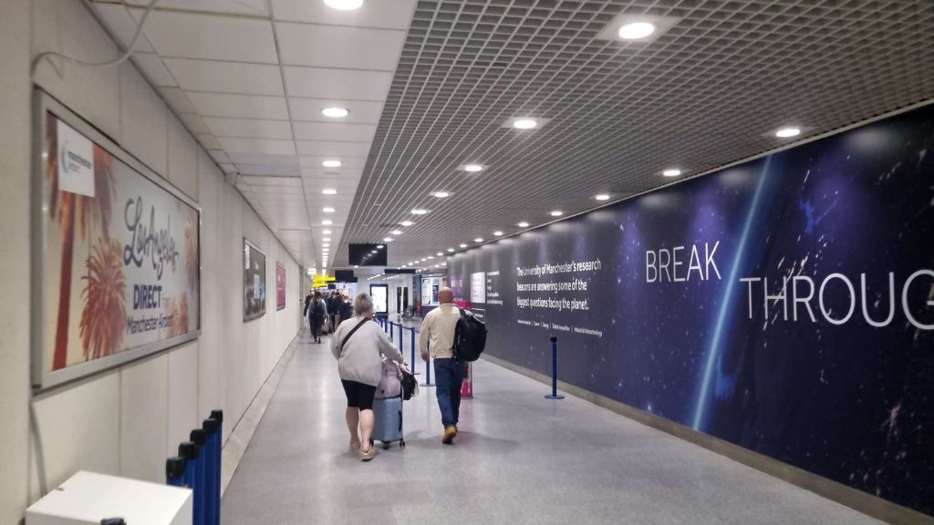 manchester airport MAN