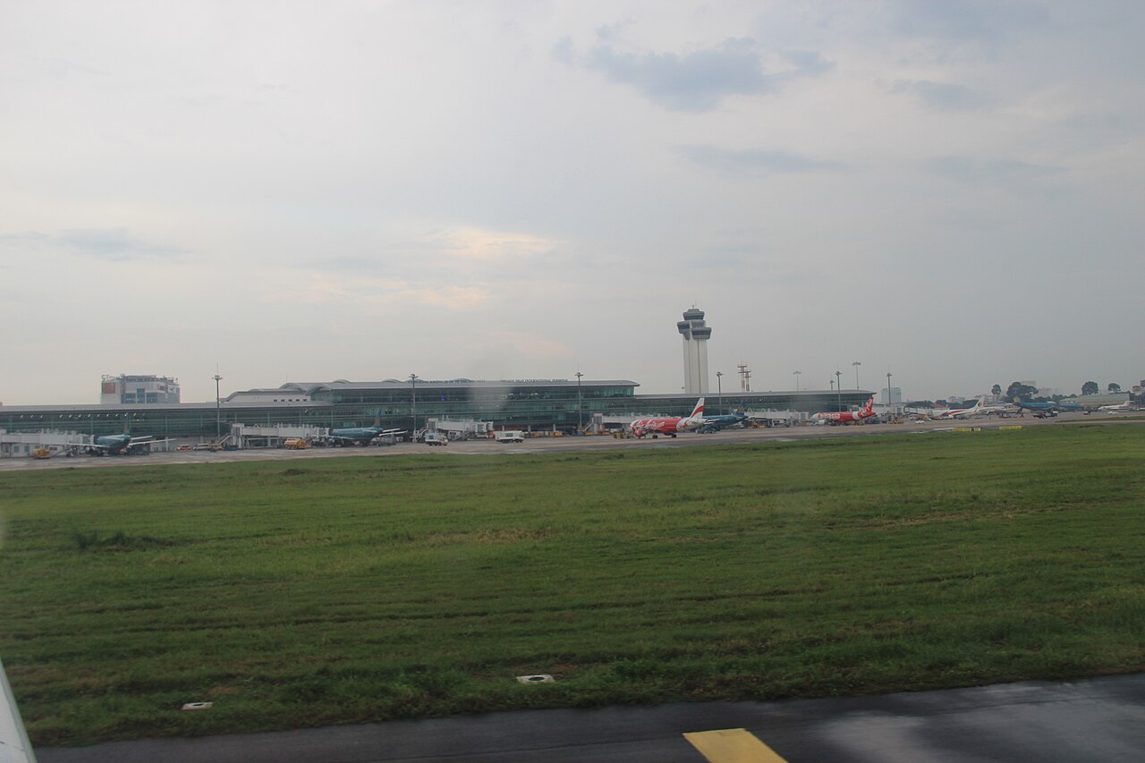 Tansonnhat International
